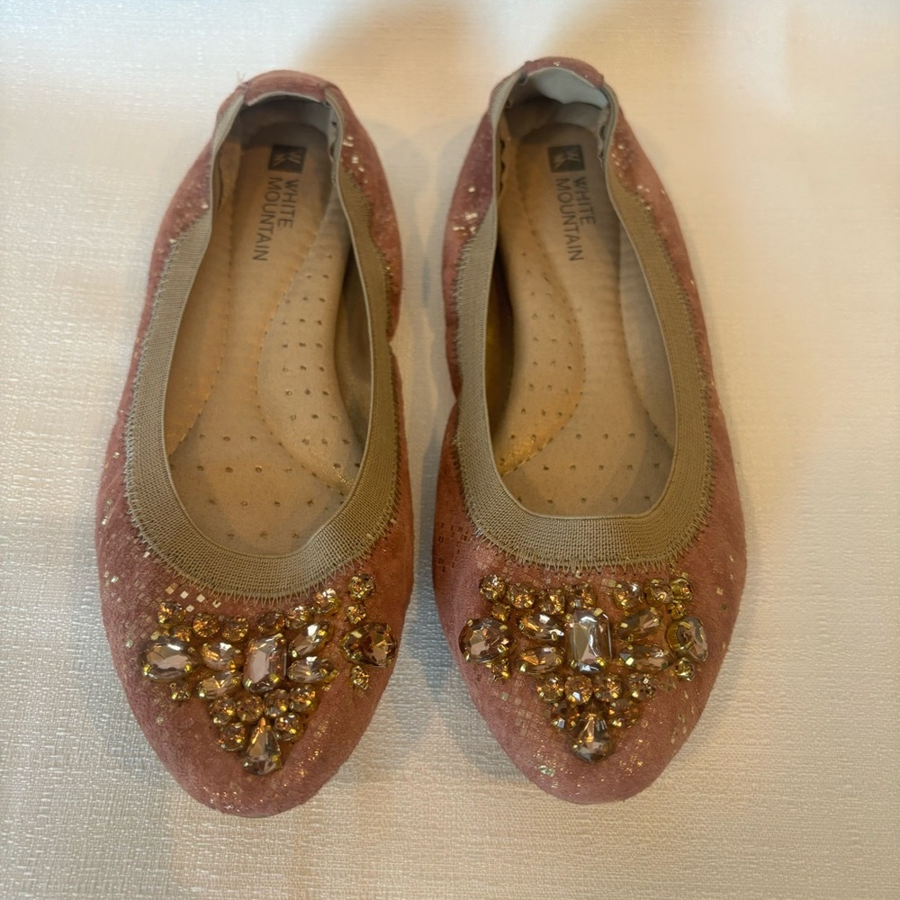 White Mountain, Ballet Flat, size 5M, Mauve pink, rhinestones and glitter